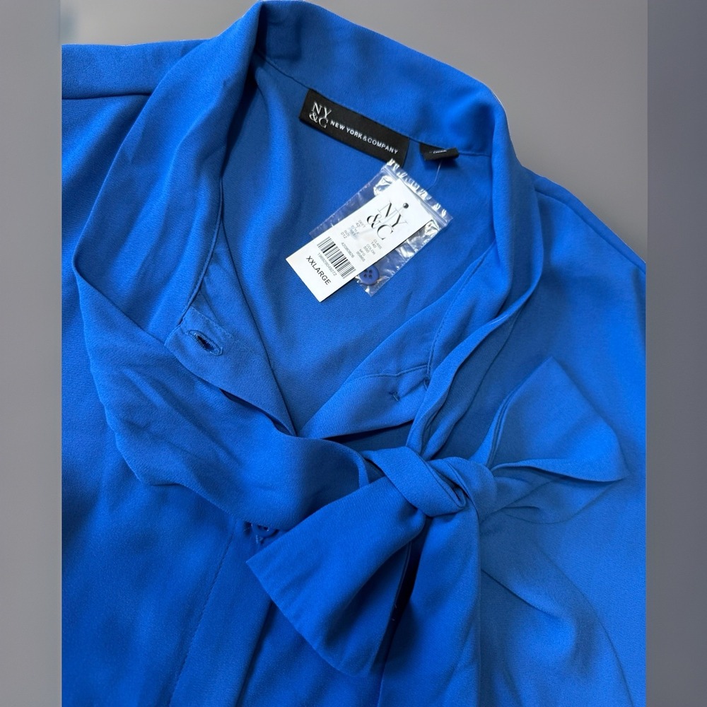 NWT New York & Company XXL Royal Blue Tie Neck Blouse Long Sleeve Women's Top - Picture 3 of 9